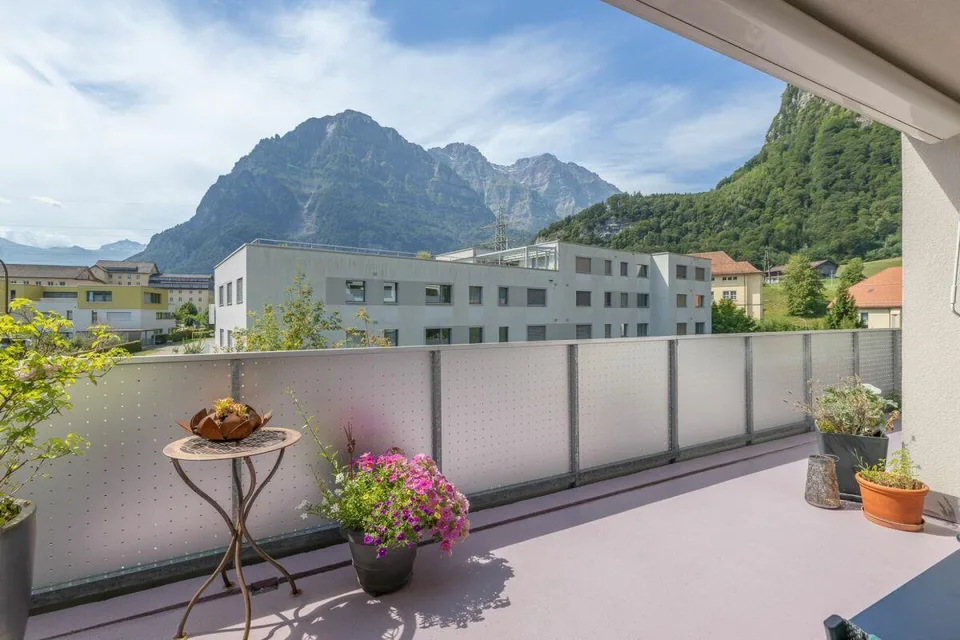 Moderne 4.5-Zi-Wohnung in familiärem Wohnquartier