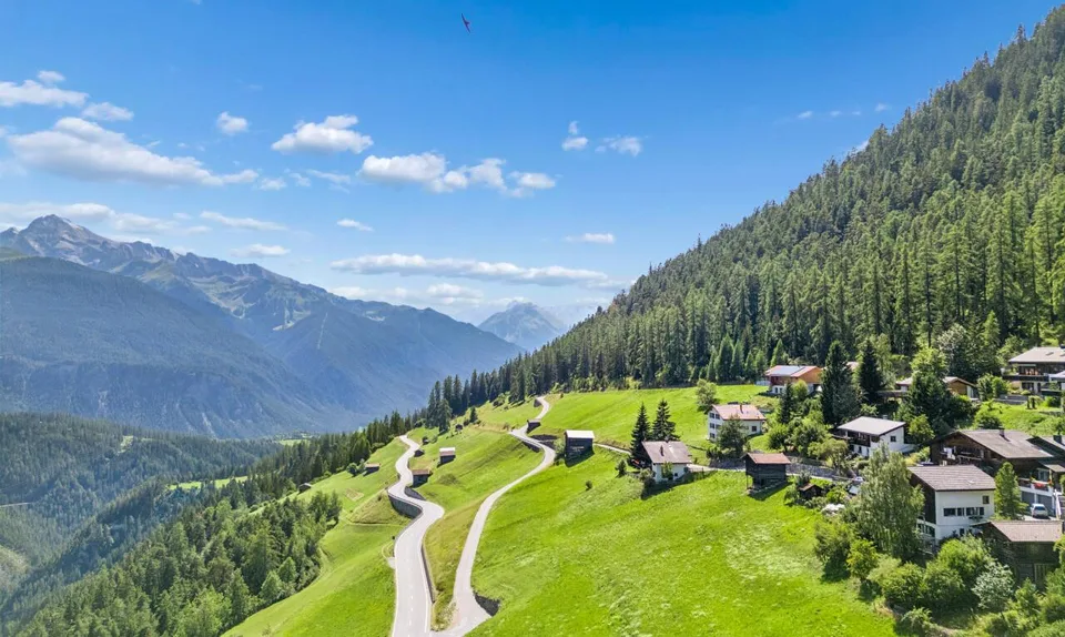 Grosszügiges Grundstück mit Baulandanteil in Davos Wiesen