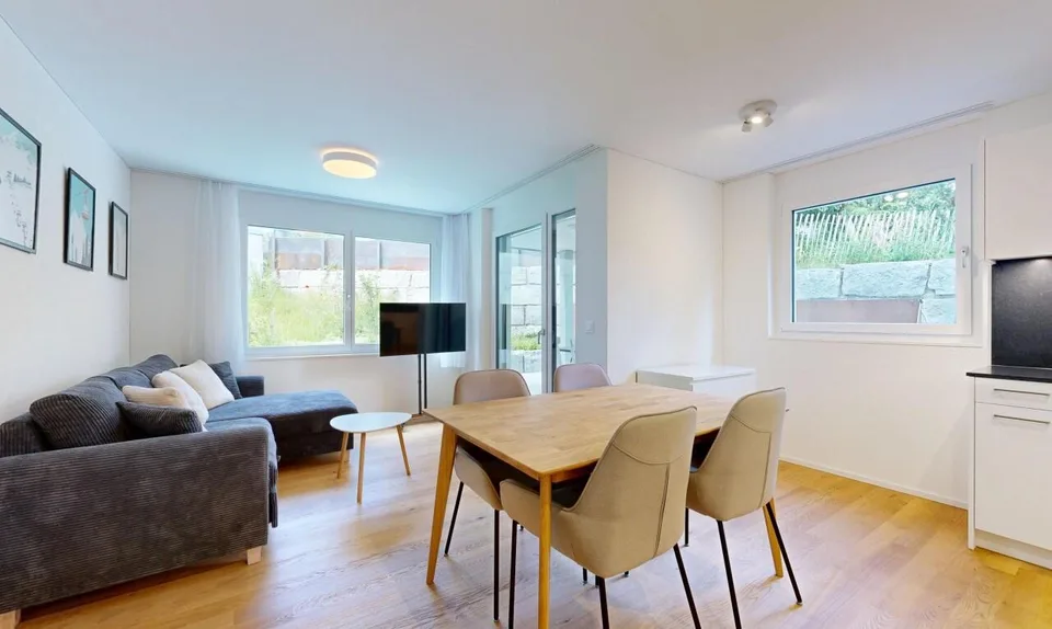 Moderner Wohnkomfort in Davos – Neubau mit grosser Terrasse