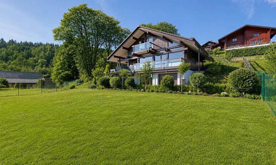 Villa HUF HAUS avec vue sur le Lac et les Alpes