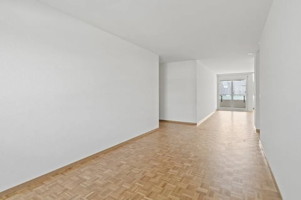 Helle 4.Zimmerwohnung mit Balkon zu vermieten