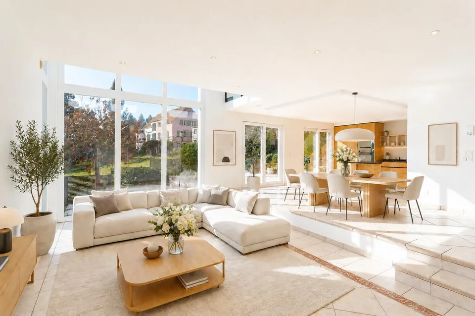 Lichtoffenes Einfamilienhaus in Winterthur mit Garten und Terrasse