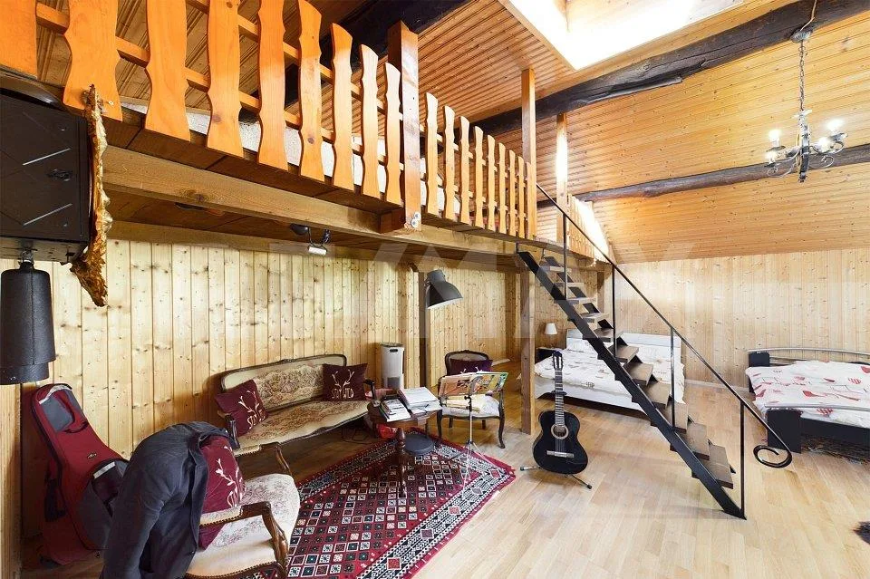 Casa unifamiliare rustica tra i vigneti e la montagna – Foto 9 von 10
