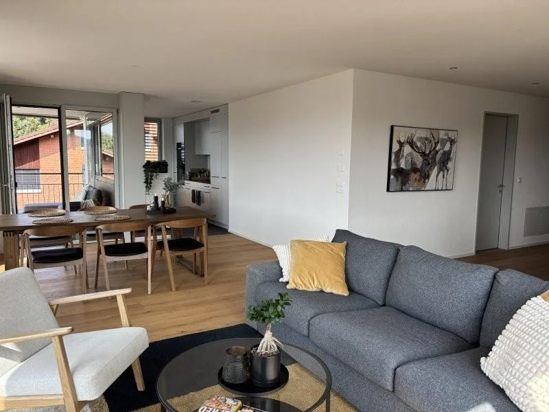 Wohngenuss auf höchstem Niveau – 4.5-Zimmer-Wohnung mit fantastisch... – Foto 2 von 7