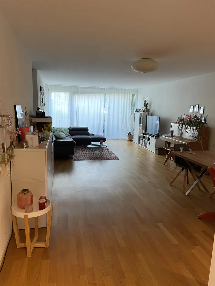 4.5-Zimmer-Whg EG li / 9.1