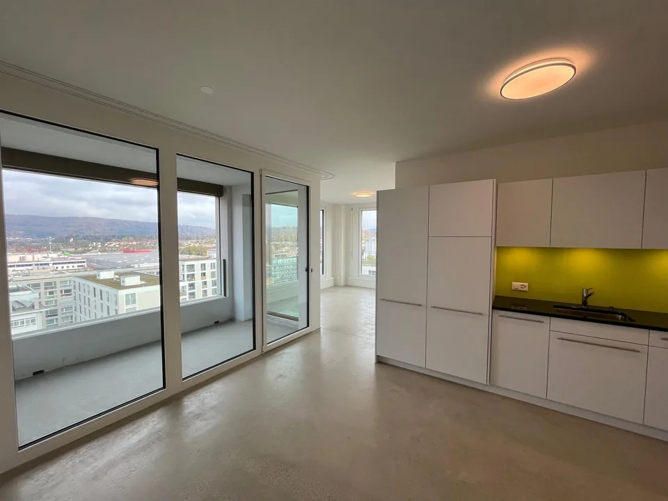 Schöne 2.5-Zimmerwohnung im 8. OG mit Weitsicht