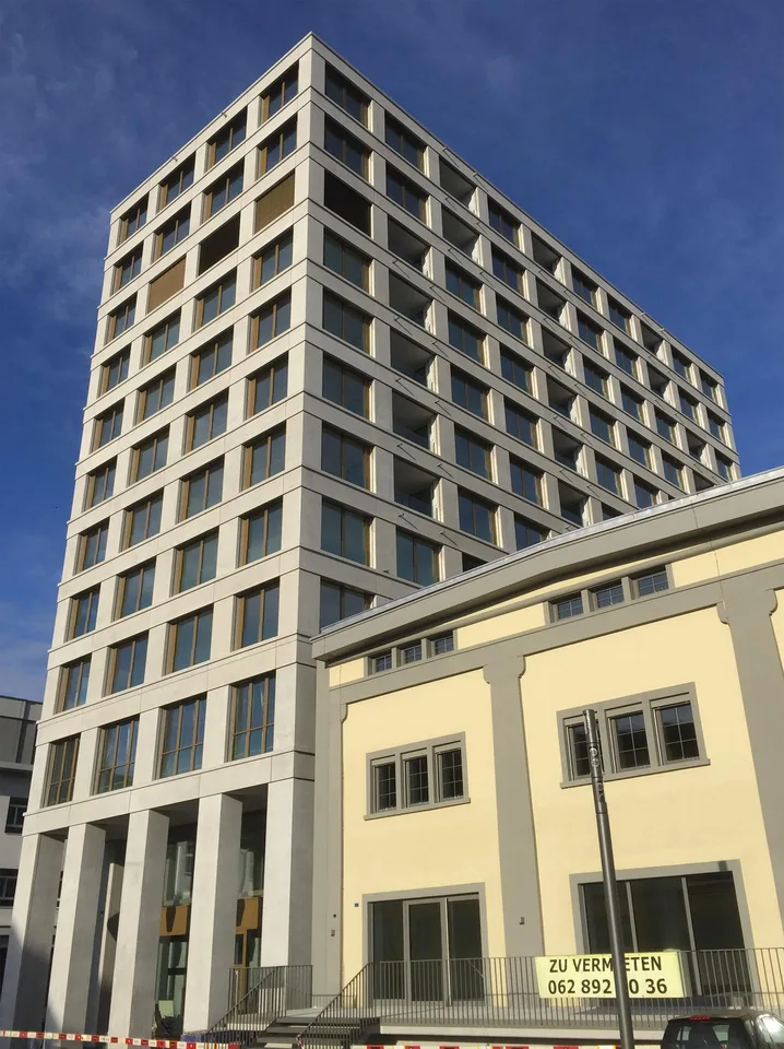 Schöne 2.5-Zimmerwohnung im 8. OG mit Weitsicht