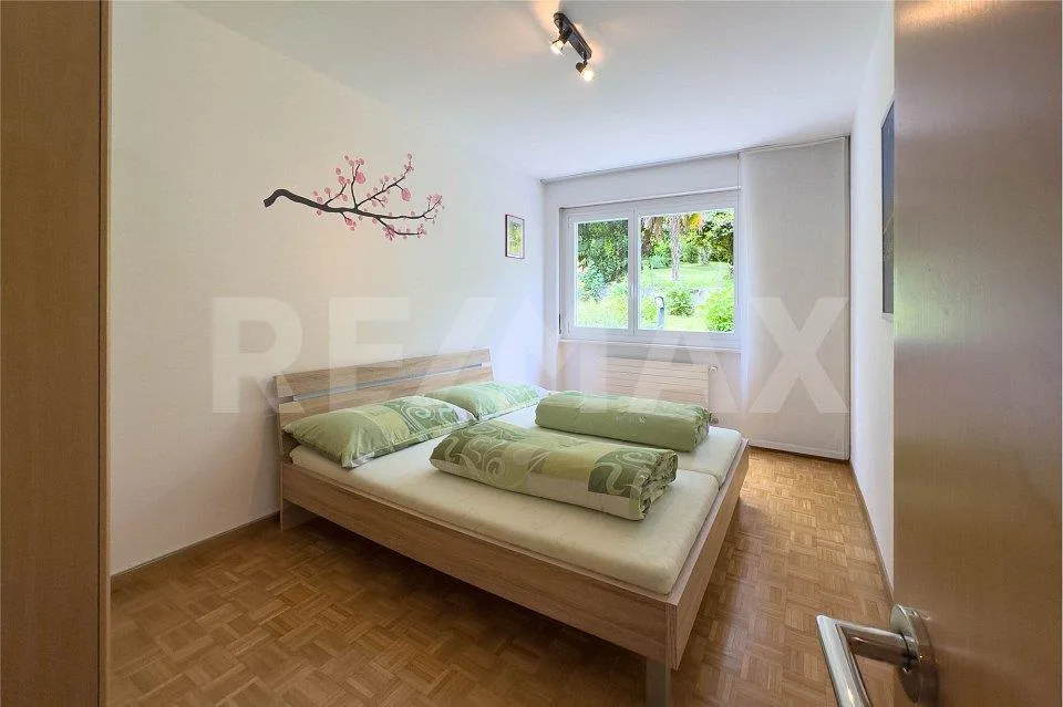 Appartamento di 3.5 locali con piscina – Foto 12 von 13