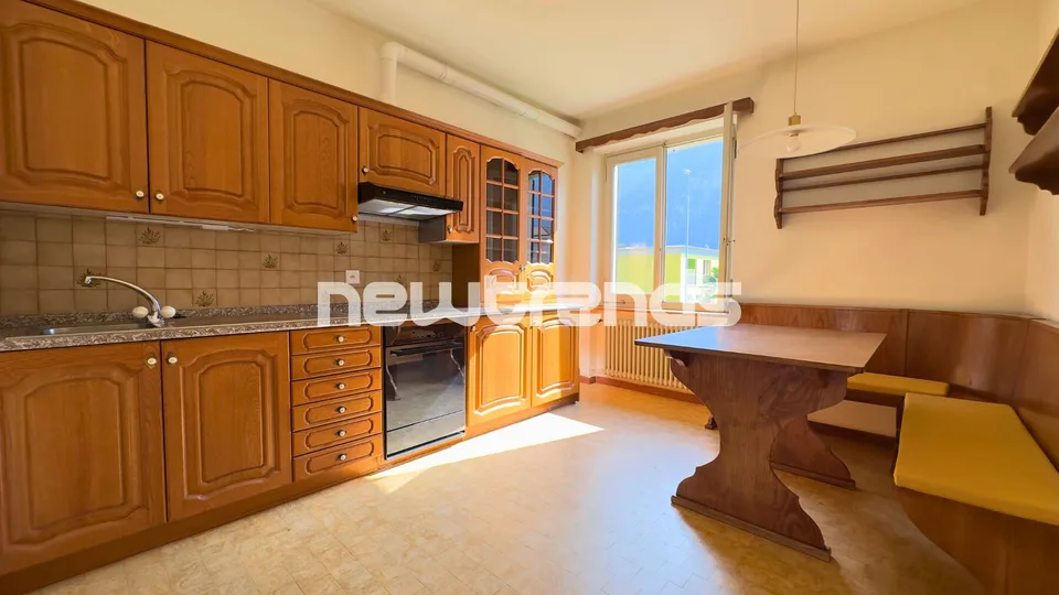 Villa indipendente con giardino privato e vista aperta su montagne – foto 6 di 23