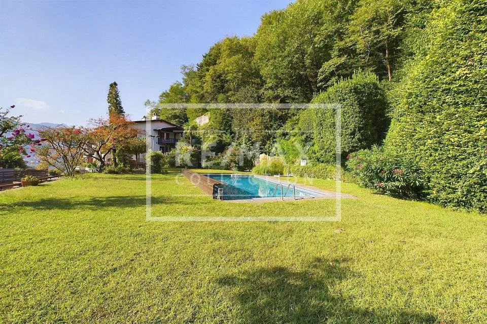 Den See leben - in einer exklusiven Residenz mit Pool – Foto 7 von 13