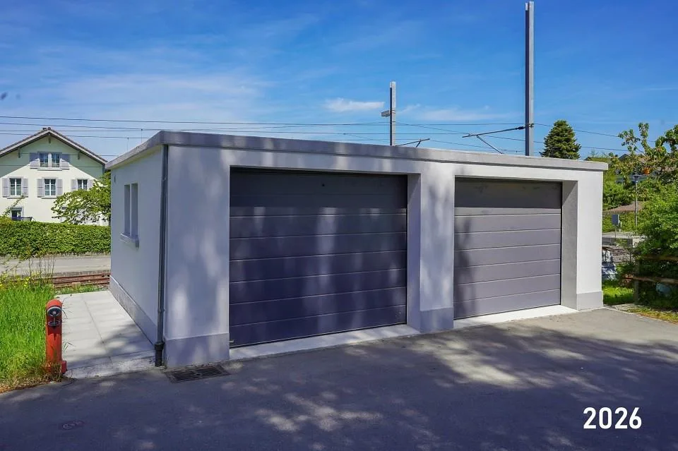 Sanierte Doppelgarage Vis-à-Vis Bahnhof Schüpfen