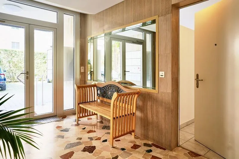 1-Zimmer-Wohnung im Erdgeschoss mit 2Einstellplätzen an zentraler L... – Foto 10 von 15