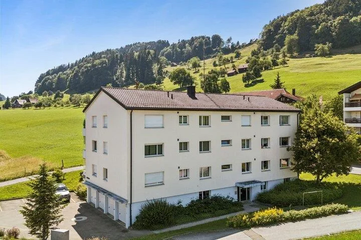 4.95 % RENDITE – MEHRFAMILIENHAUS ALS INVESTITION MIT PERSPEKTIVE