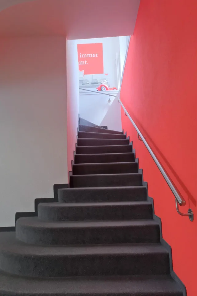 Grosszügige Büro-/Praxisfläche beim Bahnhof Burgdorf