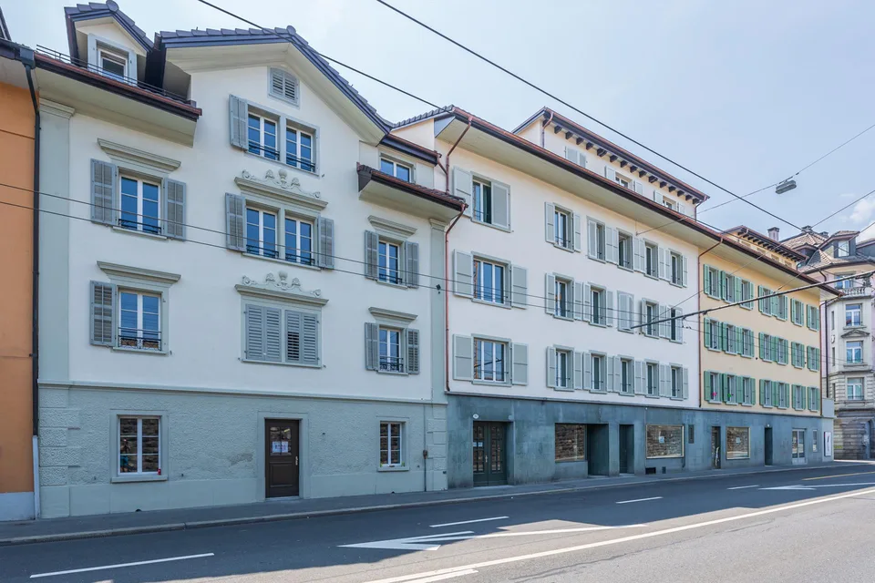 Tolle Dachwohnung am Stadtrand Luzern!