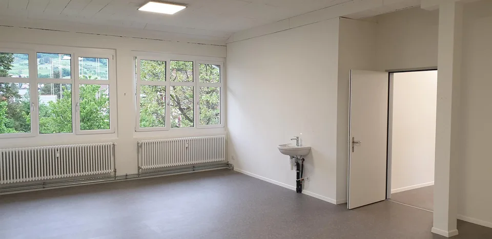 Raum für Büro, Atelier oder Hobby nähe Bahnhof
