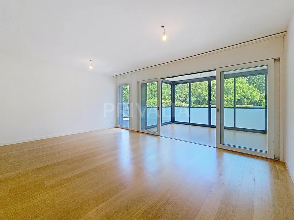 Bel appartement de 4.5 pièces au rez-de-chaussée avec jardin