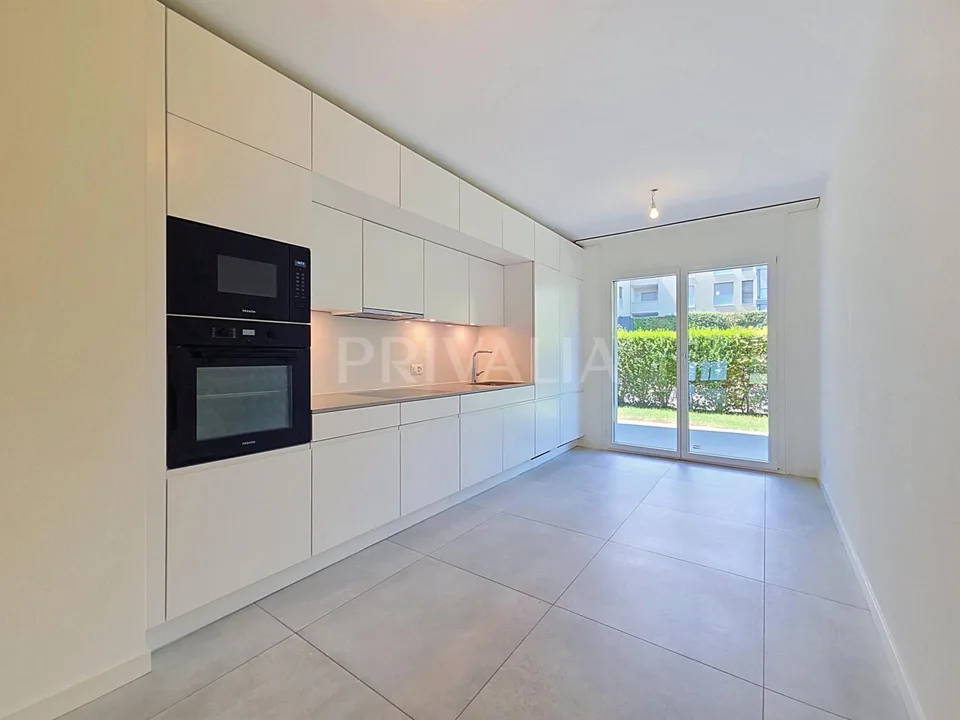 Bel appartement de 4.5 pièces au rez-de-chaussée avec jardin