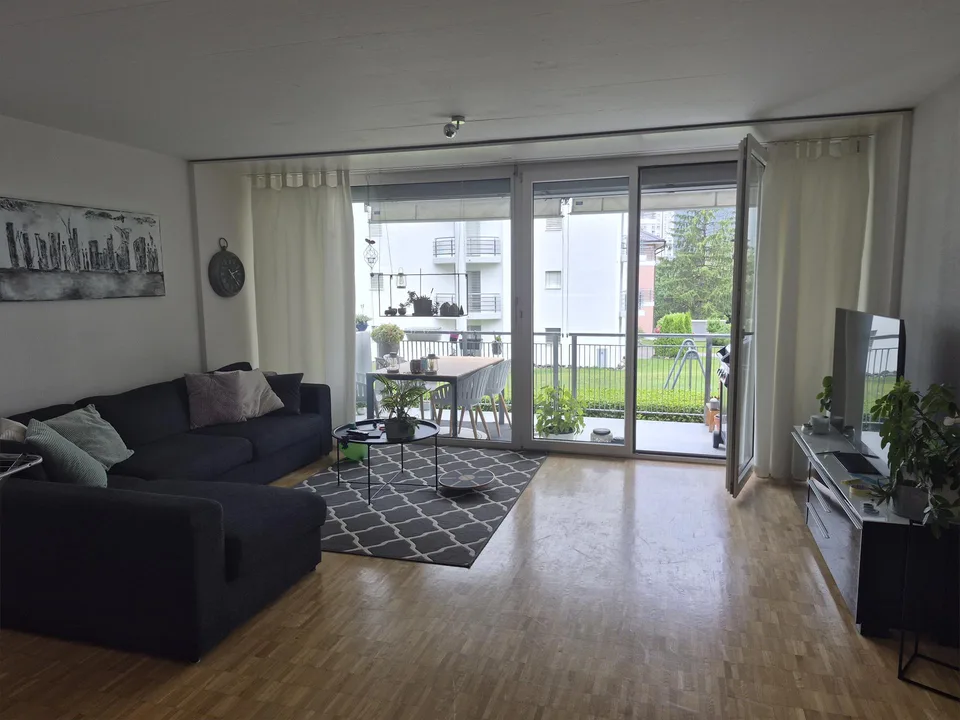 Helle 5.5 Zimmerwohnung