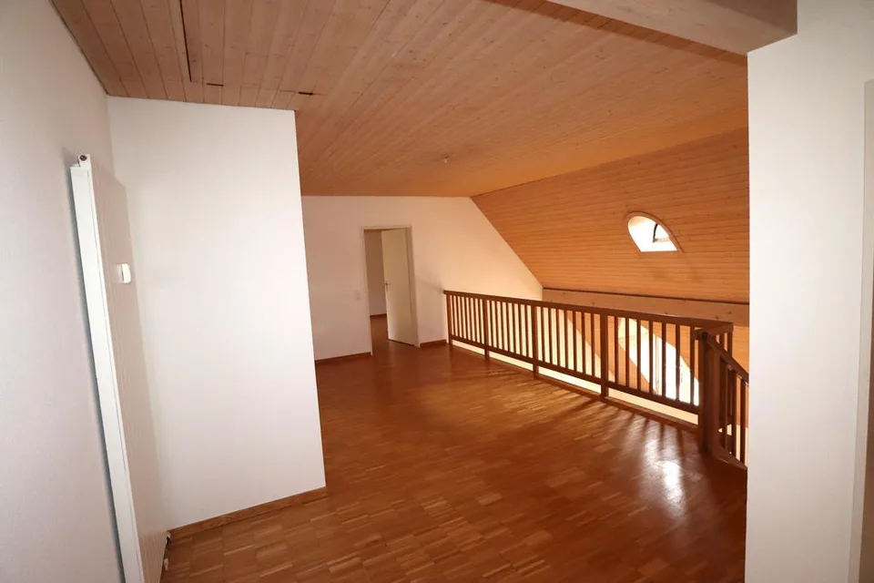 Schöne grosse und helle Wohnung mitten im Städtli - 1 Monat Gratis – photo 9 of 12