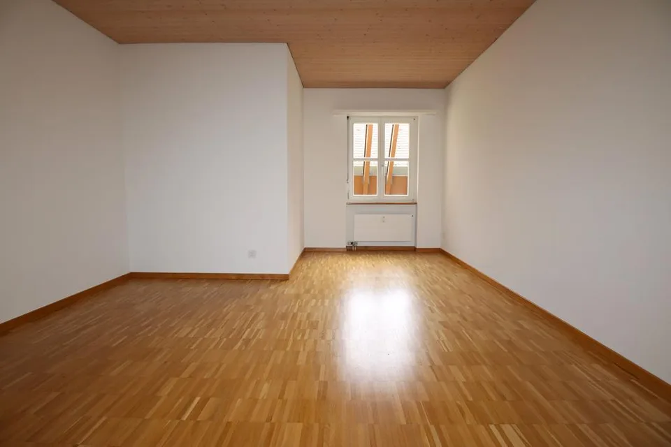 Schöne grosse und helle Wohnung mitten im Städtli - 1 Monat Gratis – photo 11 of 12