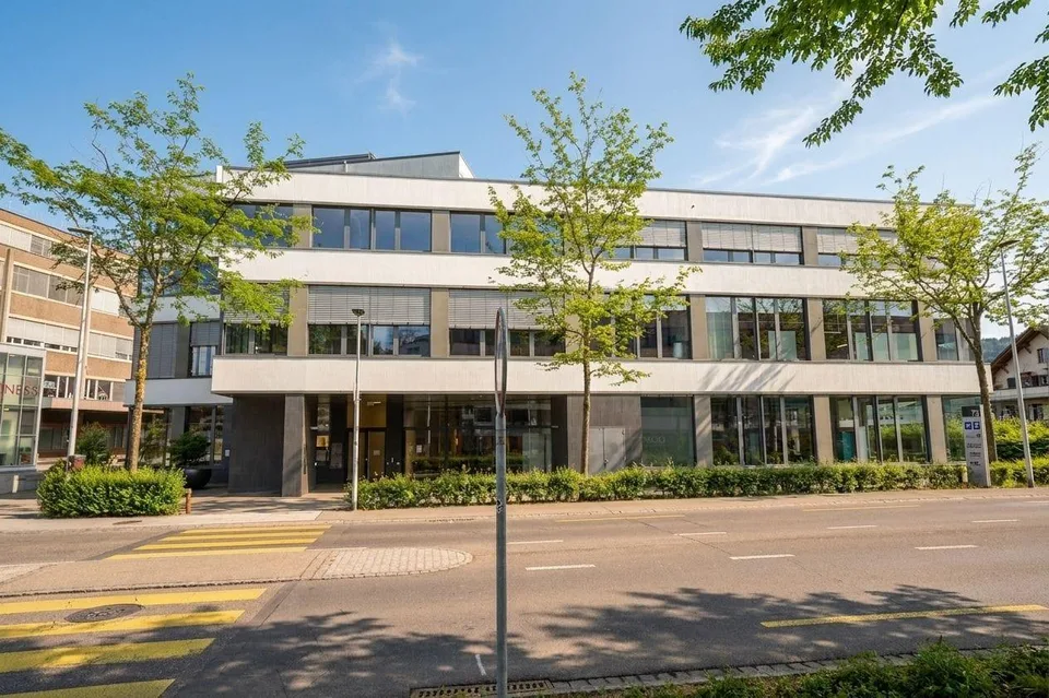 436 m2 Büro- und Dienstleistungsfläche in Köniz - modern und flexibel