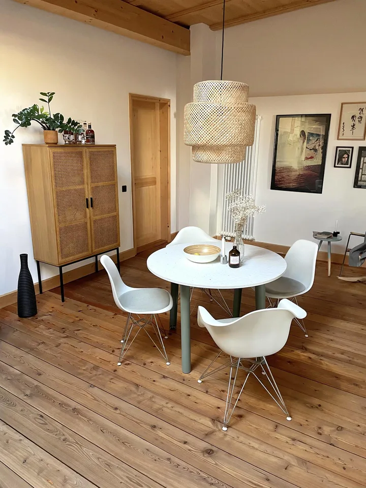 Grosses WG-Zimmer in einer alten Zwirnerei