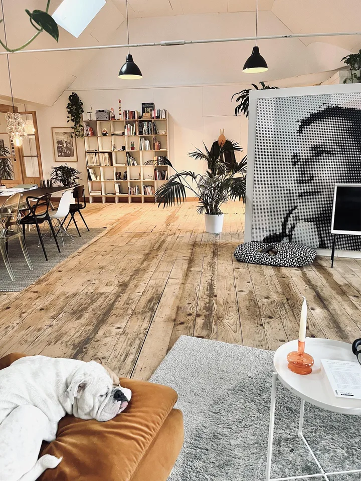 Grosses WG-Zimmer in einer alten Zwirnerei