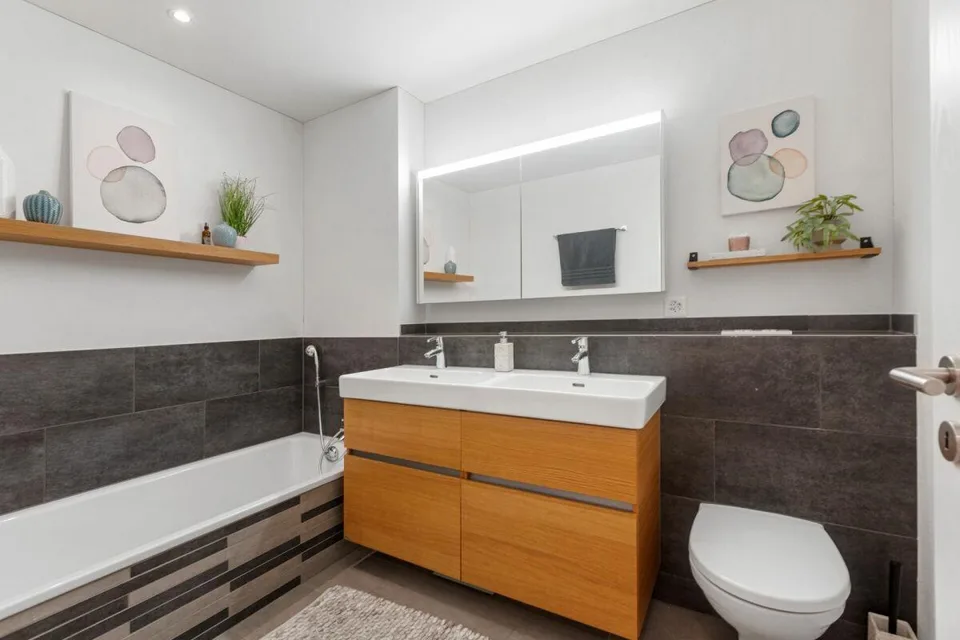 Moderne 4.5-Zimmer-Gartenwohnung mit hochwertigem Ausbau