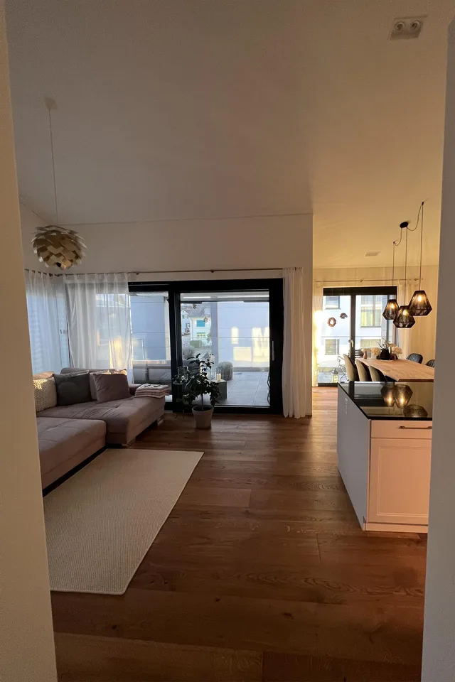 Exklusive und moderne 3.5-Zimmer-Wohnung mit Seesicht