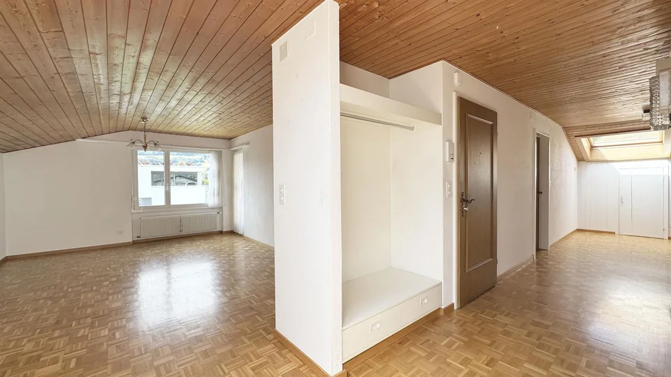 3.5 Zimmer Dachwohnung