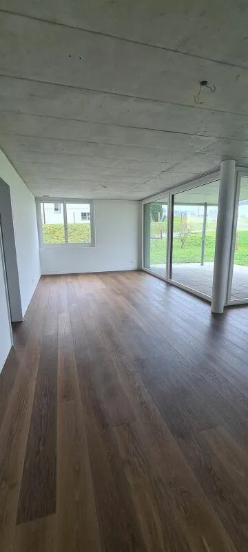 sehr schöne und moderne 3½-Zimmer-Wohnung C.21 im 2.Obergeschoss, mit Blick ins Grüne