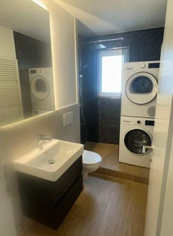Habitation moderne avec un standard de finition de haute qualité