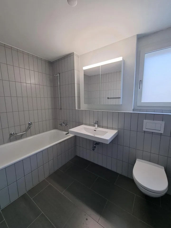 Sonnige und helle 4 ½ Erdgeschosswohnung in Schöftland