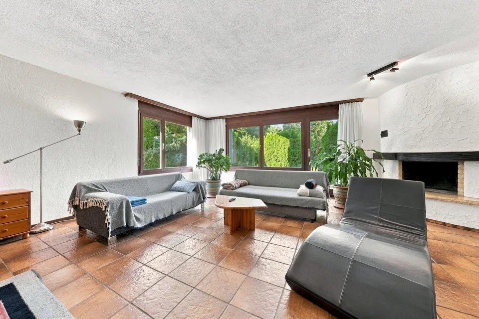 Casa familiare con giardino da sogno