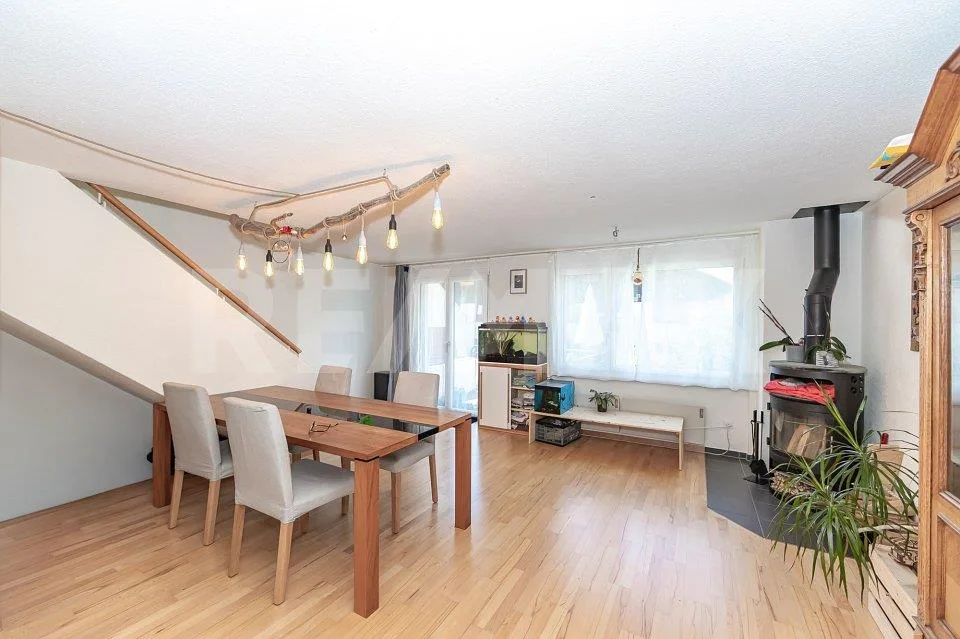 praktische 4½-Zimmer-Maisonette-Dachwohnung