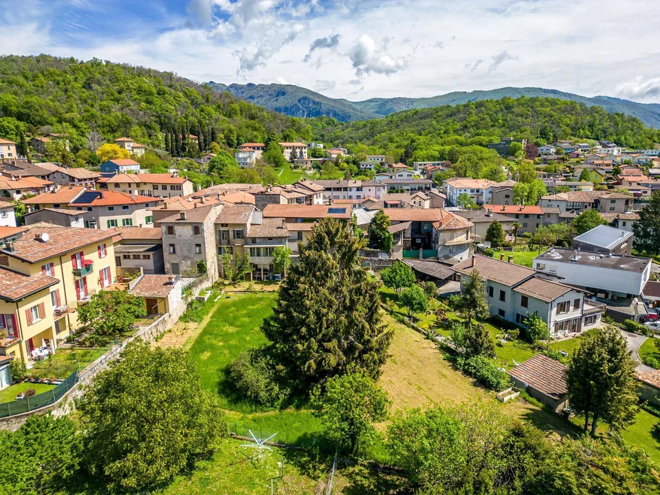 Terreno edificabile in pieno sole con progetto approvato