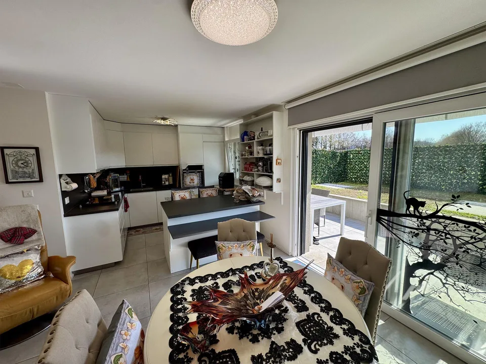 Moderno 4.5 locali con ampio giardino privato a Rancate – photo 7 sur 16