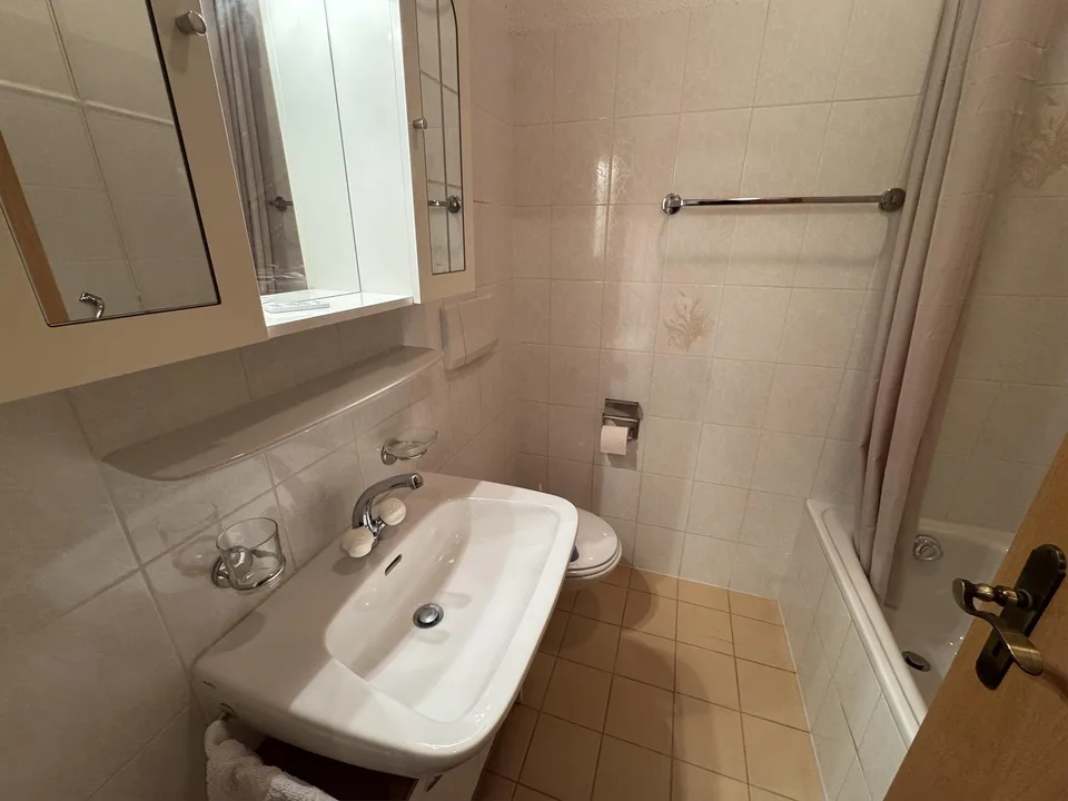 Duplex in locazione con 2 camere e studio – Cadro – photo 10 sur 25