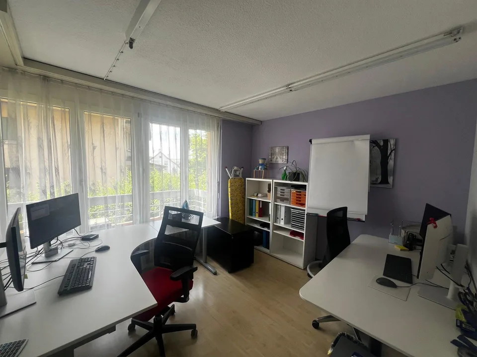 Heller Gewerberaum - Ideal als Büro oder Atelier