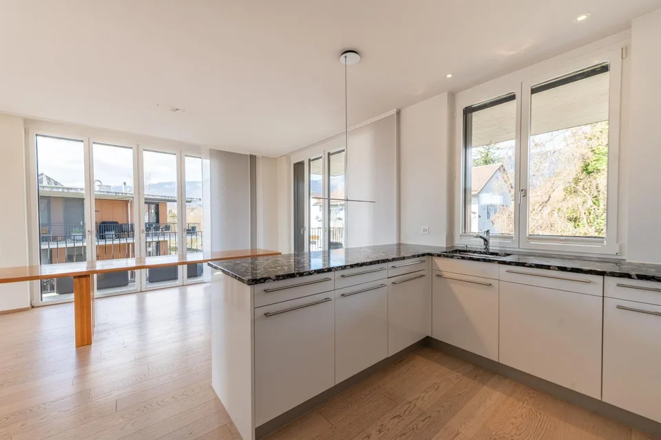 Seltene Gelegenheit: Attikawohnung mit 124 m² Terrasse an begehrter...