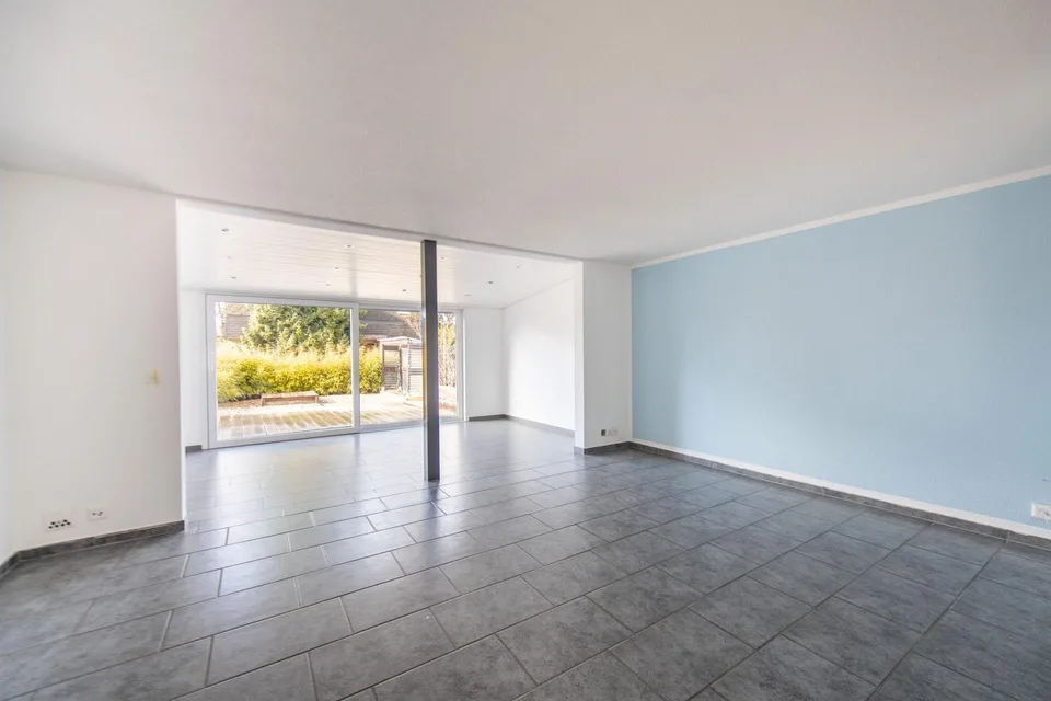 Ankommen und wohlfühlen: 6.5-Zimmer-Doppelhaushälfte in familienfre...