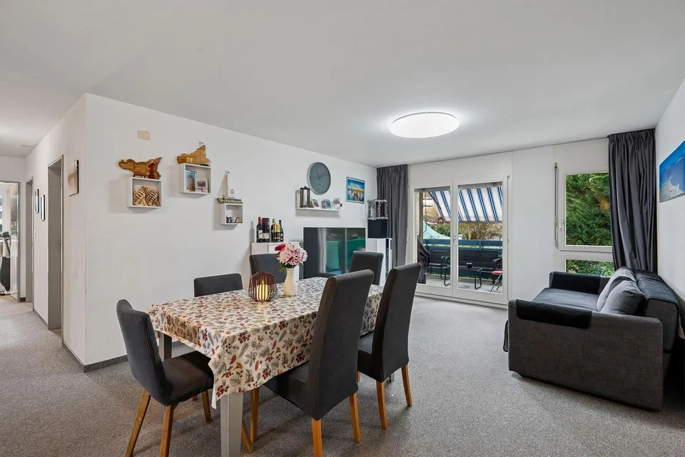 Family-friendly 5.5-room apartment with plenty of space and comfort
