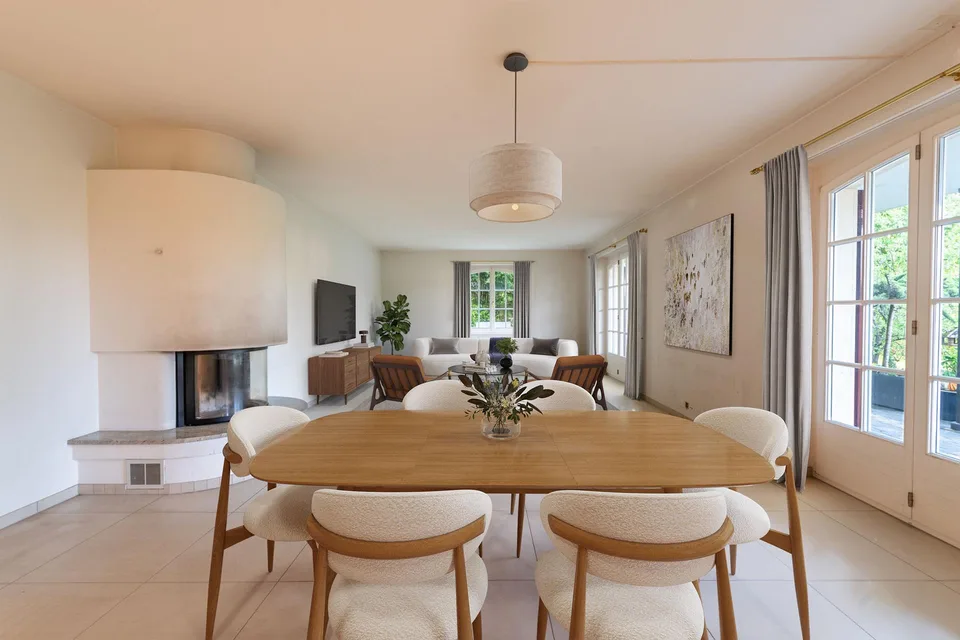 Modernes Zuhause mit Cheminée & privatem Gartenanteil