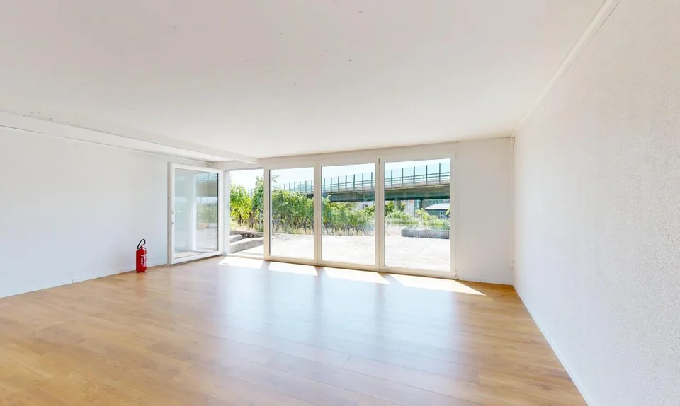Haus 5.5 Zimmer in Landeron mit Weinbergen und großem Potenzial – Foto 8 von 11