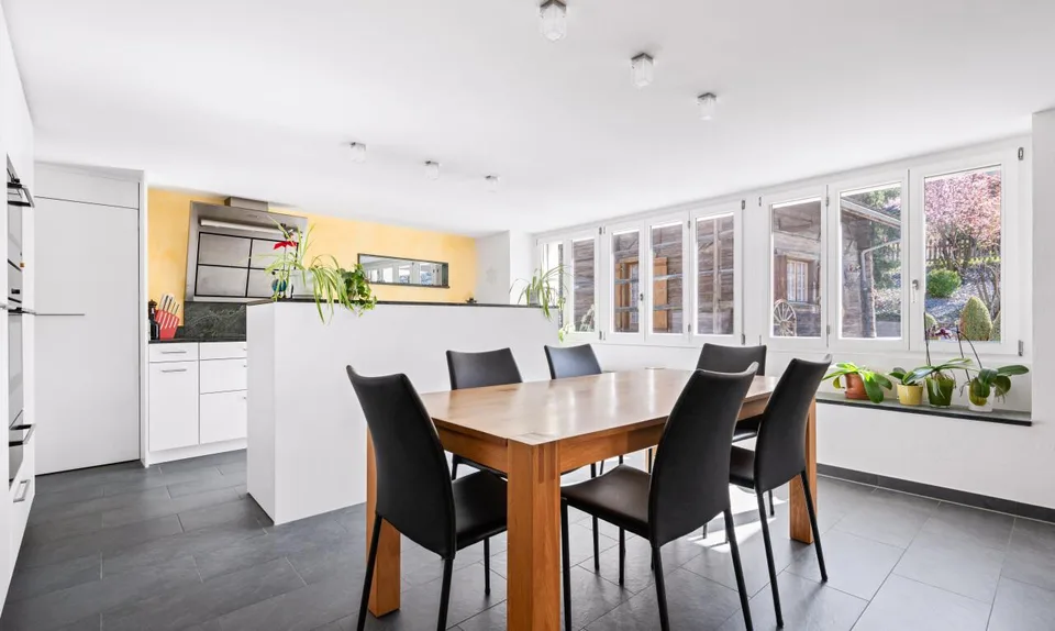 Ensemble immobilier d’exception Maison d'architecte + Raccard + locaux