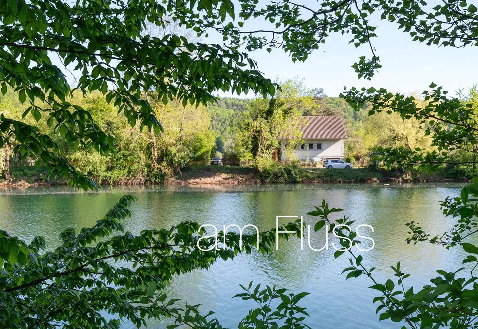Charmantes Einfamilienhaus am Ufer der idyllischen Zihl