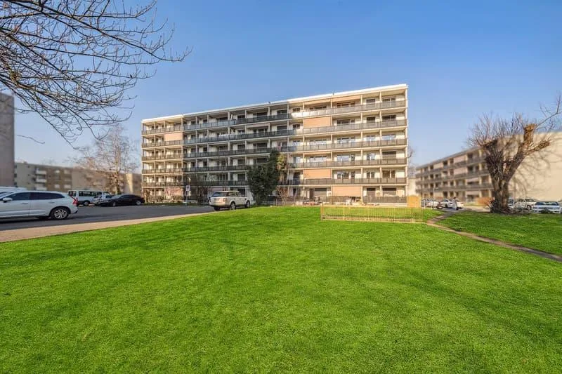 Abstellplatz an der Längistrasse