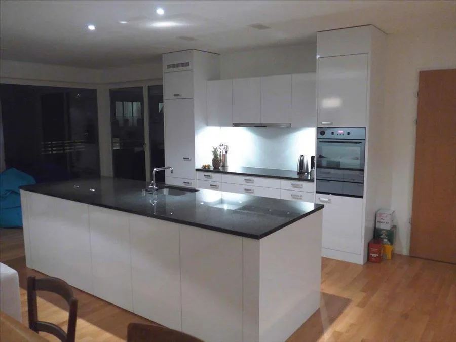 Modern 2.5-room apartment on the 6th floor