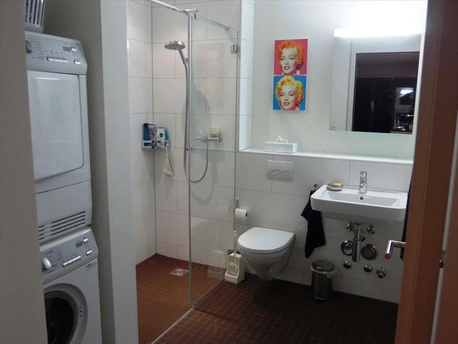 Modern 2.5-room apartment on the 6th floor